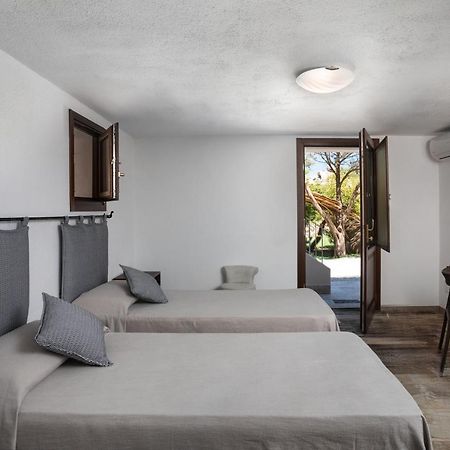 Il Mirto Bed & Breakfast Baja Sardinia Exterior foto