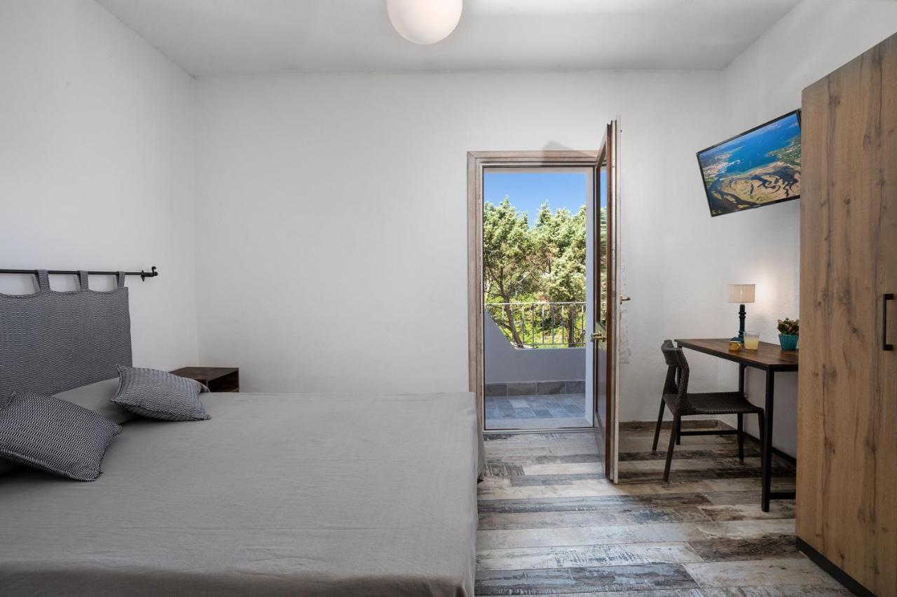 Il Mirto Bed & Breakfast Baja Sardinia Exterior foto